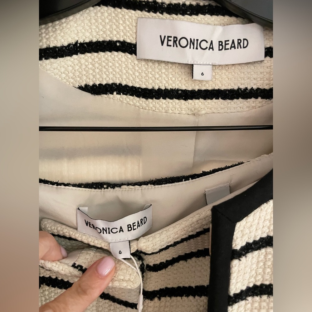 Veronica Beard Cream Ivory & Black Striped Tweed Blazer and Shorts Set size 6 - Picture 4 of 5